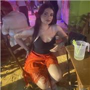 Chica estudiante de marketing , me encuentro actualmente estudiando.